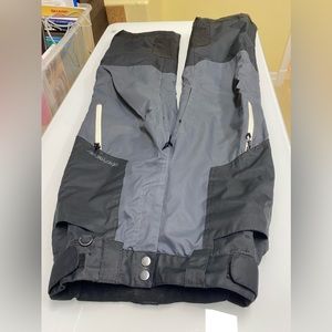 Obermeyer Kid Snow Pant Size M 10-12 Color Black/Gray